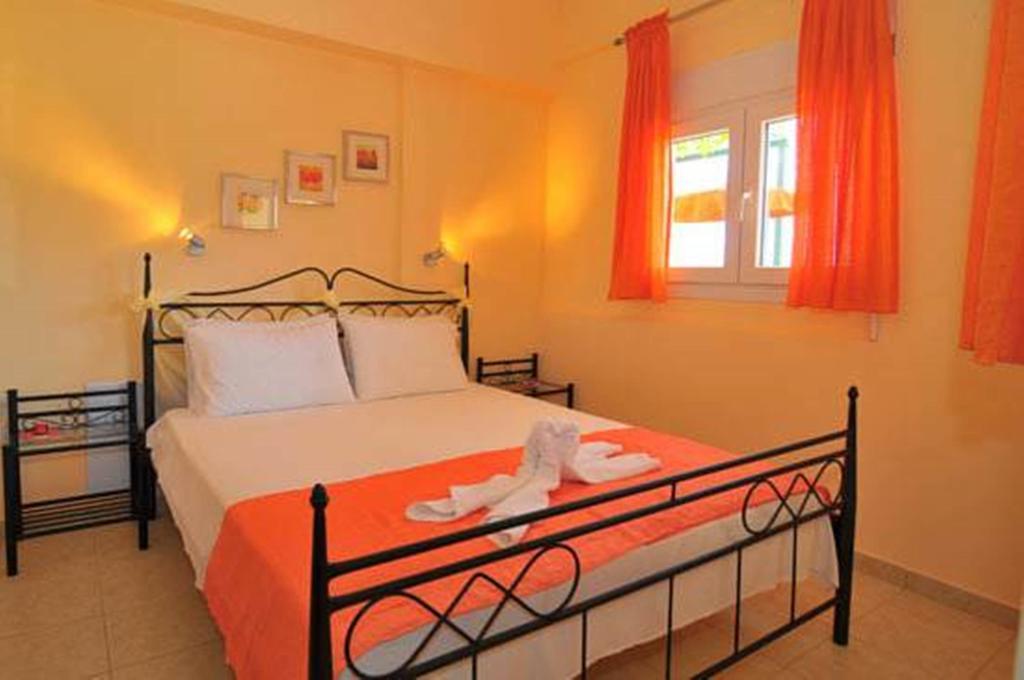 Nestor Apartments Chrisi Ammoudia Rum bild