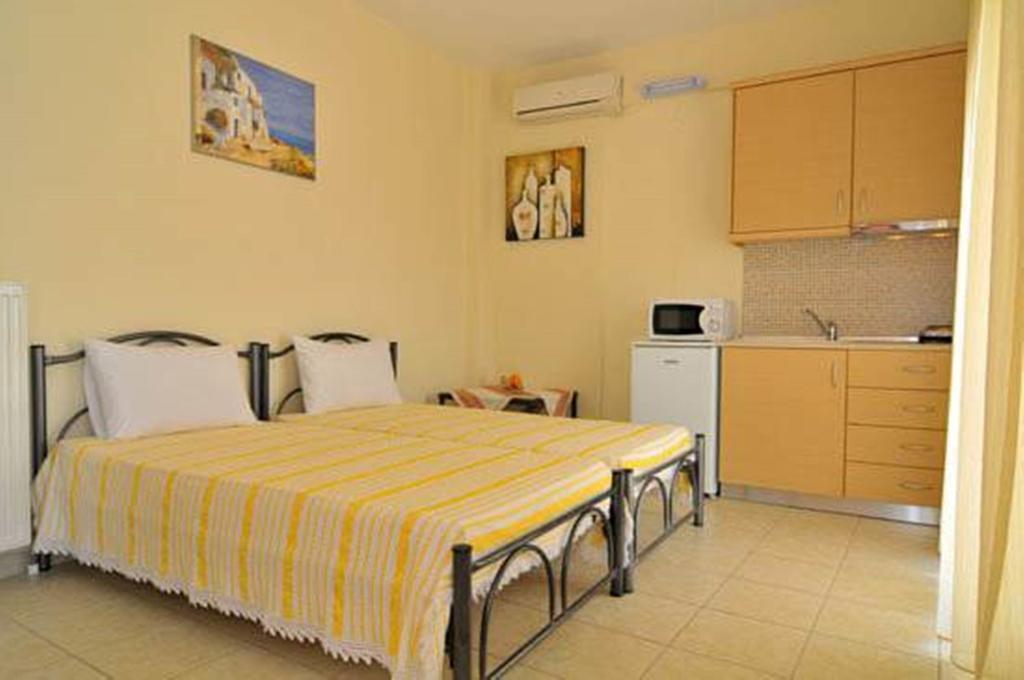 Nestor Apartments Chrisi Ammoudia Rum bild