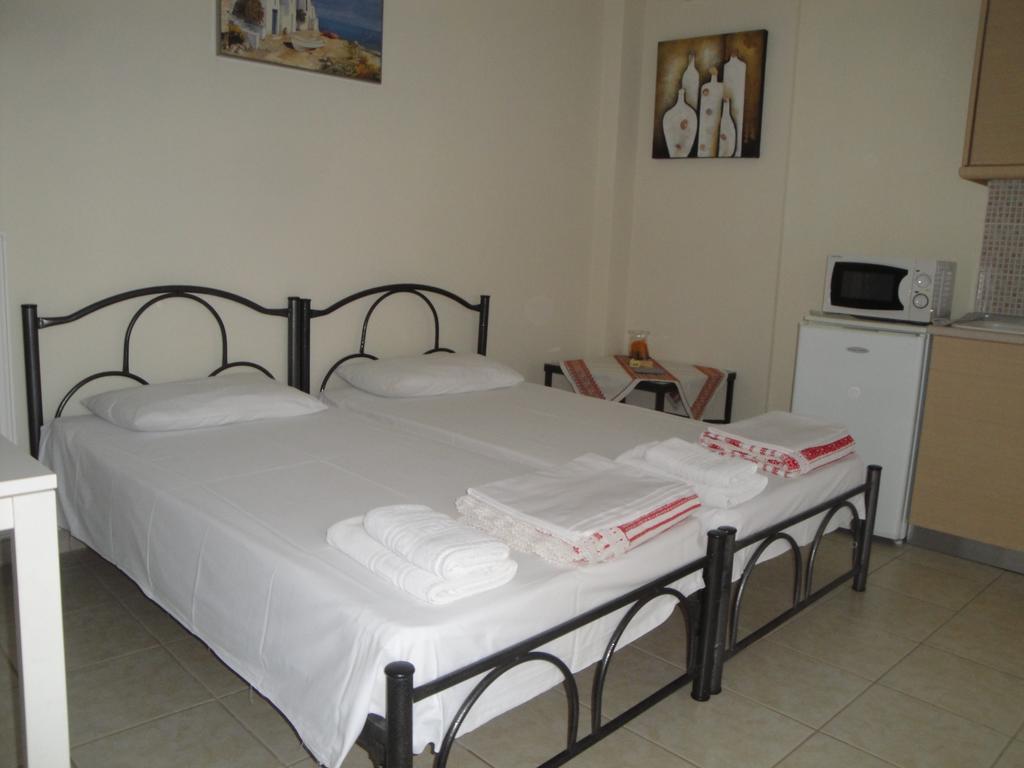 Nestor Apartments Chrisi Ammoudia Rum bild